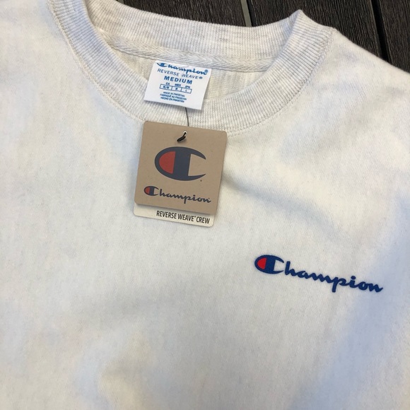 CHAMPION Reverse Weave Grey Crewneck Sweatshirt - Picture 6 of 9